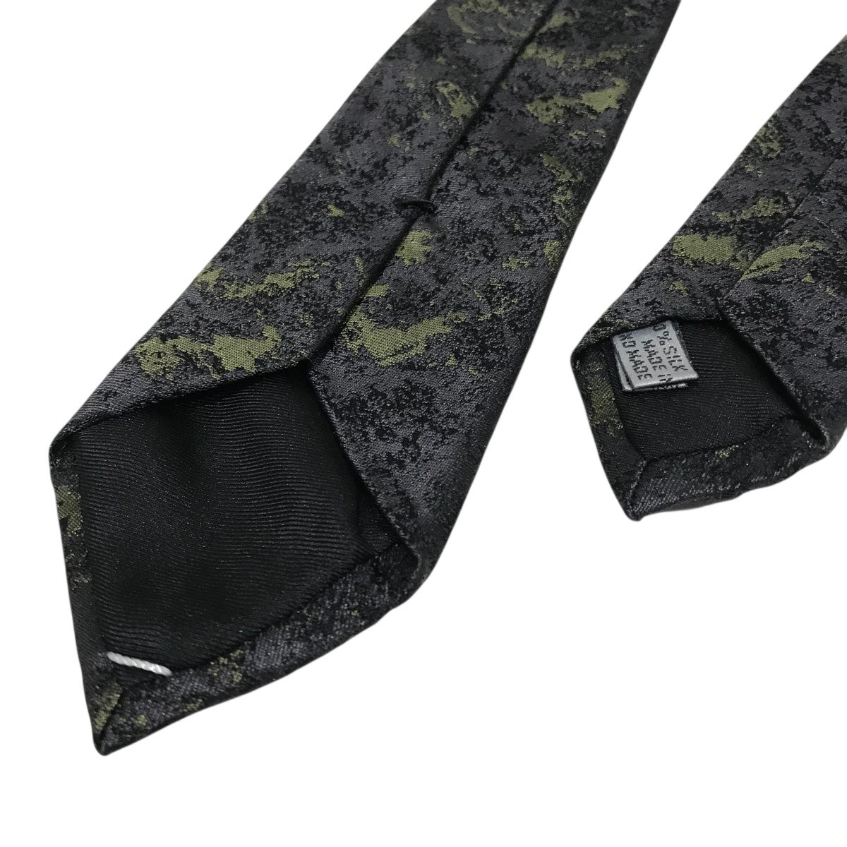 Dior Homme(ディオールオム) 総柄ナロータイ ブラック×グリーン