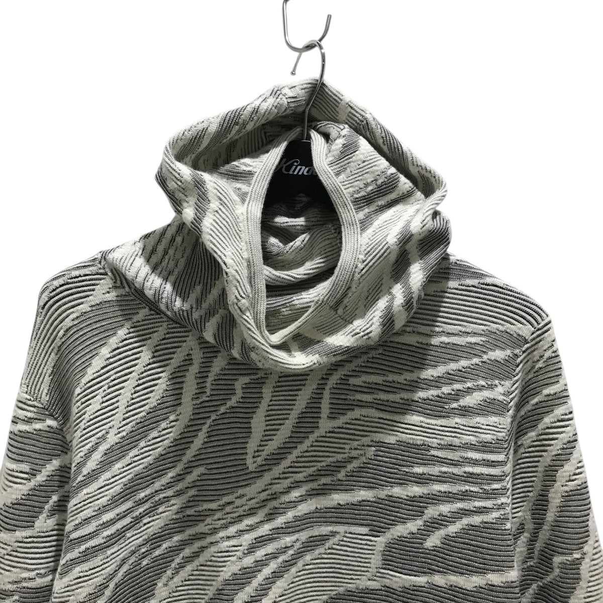 ニットプルオーバーパーカーPTK23AW01B