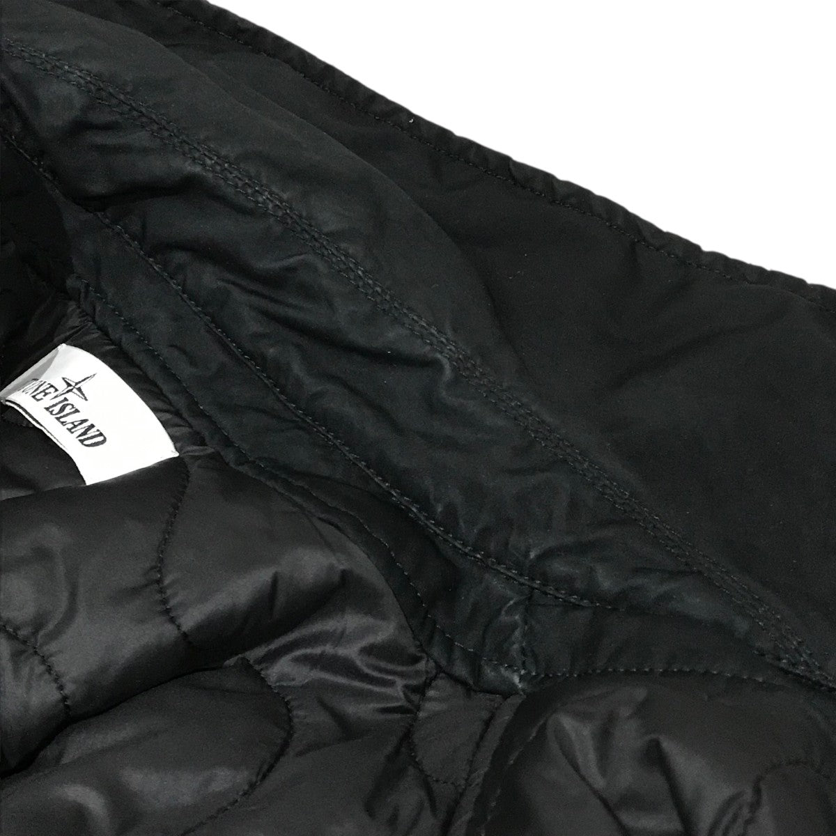 希少品【STONE /ストーンアイランド】ロゴパッチ 9枚フレーム付 2025年最新】STONE ISLAND その他の人気アイテム - メルカリ