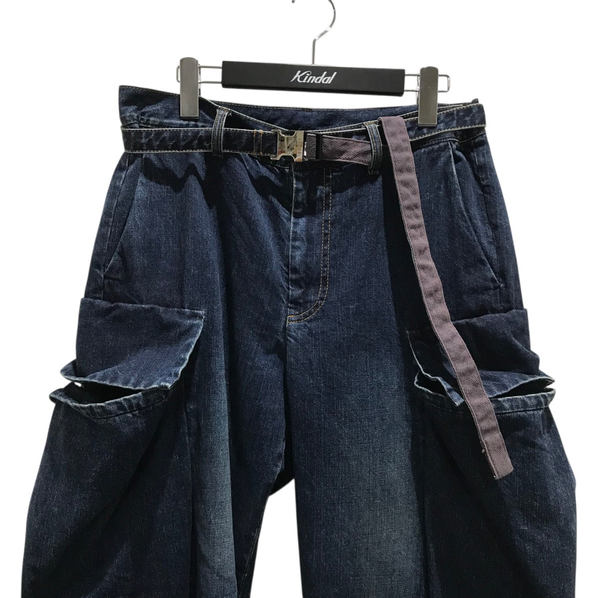 sacai サカイ コットン×ポリウレタン デニムパンツ　2サイズ(M)　中古 sacai（サカイ） | パンツの古着・中古通販 | 【公式】RAGTAG