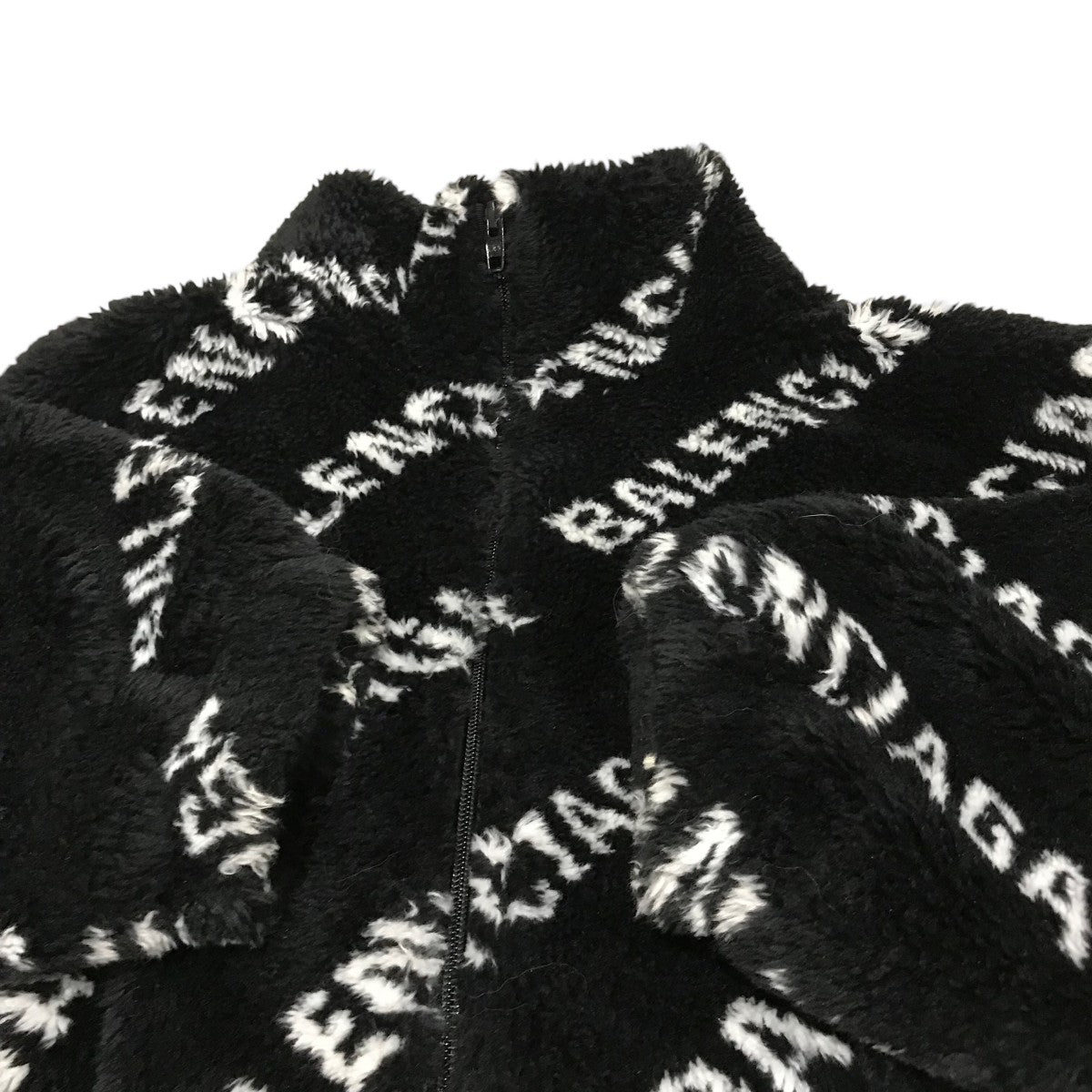 BALENCIAGA(バレンシアガ) ロゴ フリース ボア ジャケット595049