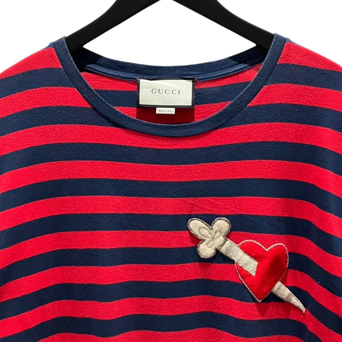 GUCCI(グッチ) ビジューハートワッペンボーダーTシャツ462013 462013