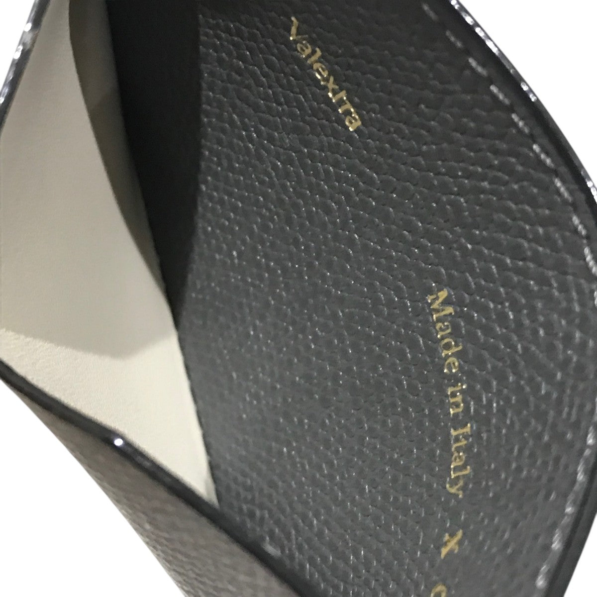 Valextra(ヴァレクストラ) カードケース ブラック｜【公式