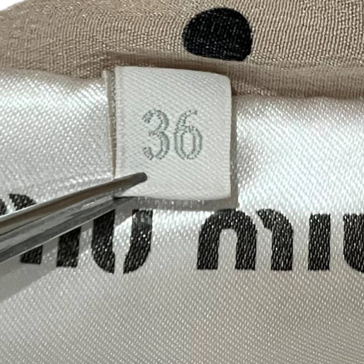 MIU MIU ドットブラウスMT1904 古着・中古-5枚目のアイテム画像