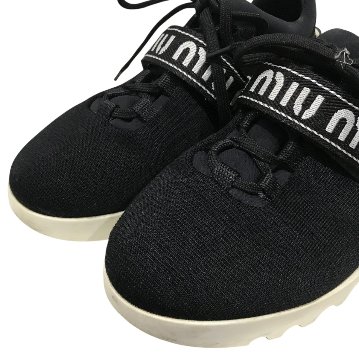 MIU MIU(ミュウミュウ) テープロゴスニーカー ブラック サイズ 36 2/1