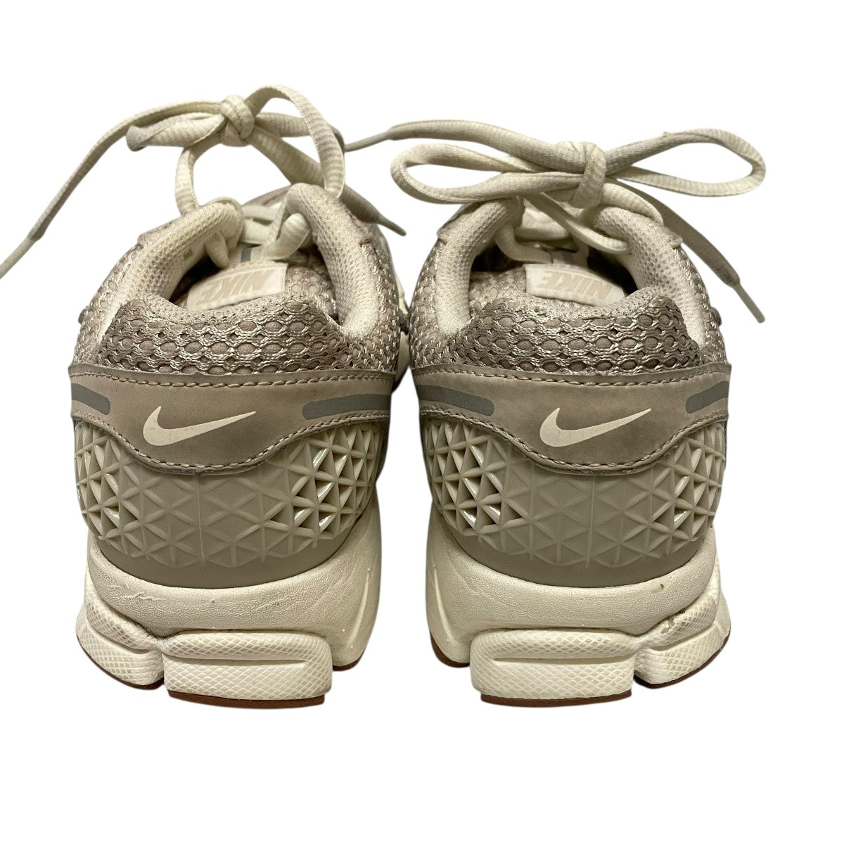 WMNS Zoom Vomero 5スニーカーFZ3780-101