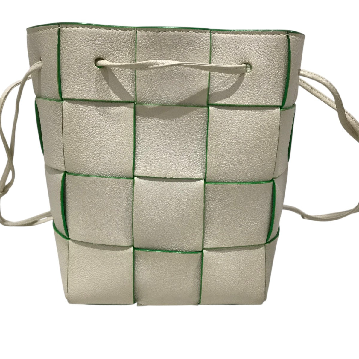 BOTTEGA VENETA(ボッテガヴェネタ) 【スモールカセットバケット