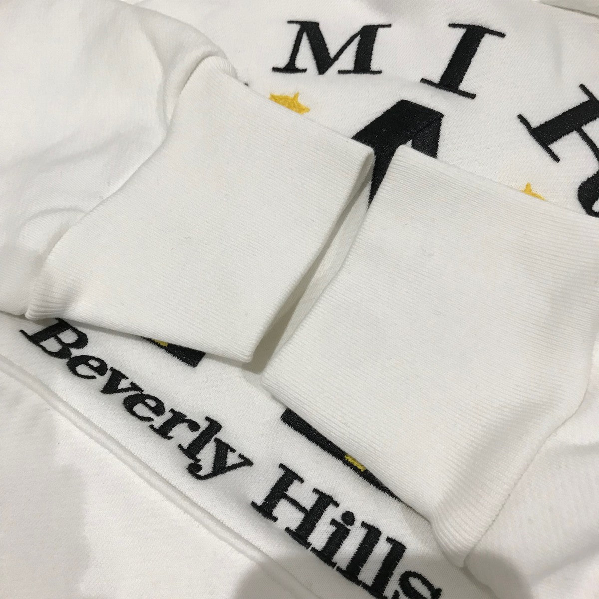 AMIRI(アミリ) プルオーバーパーカー ホワイト サイズ 48｜【公式