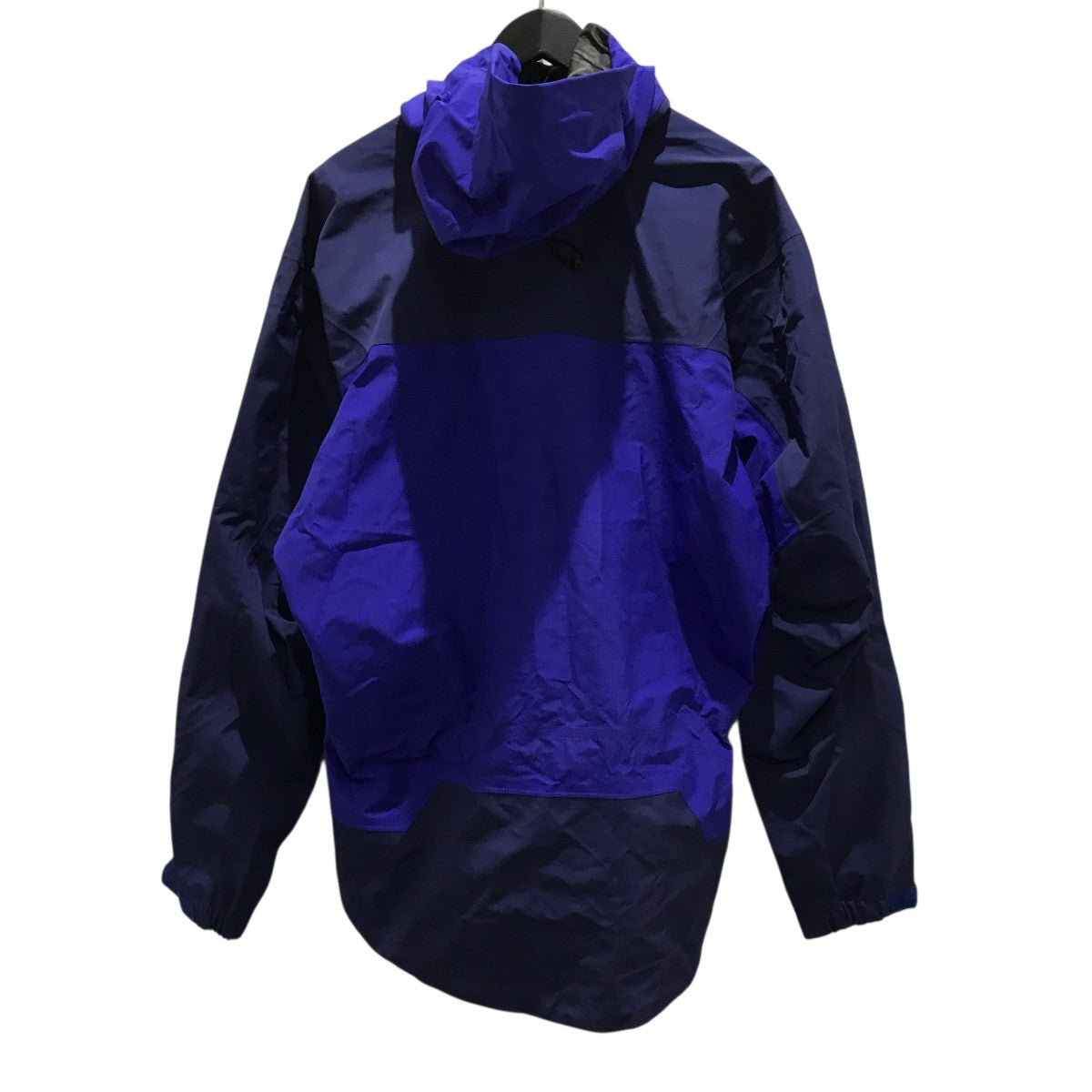 【THETA AR JACKET】マウンテンパーカー