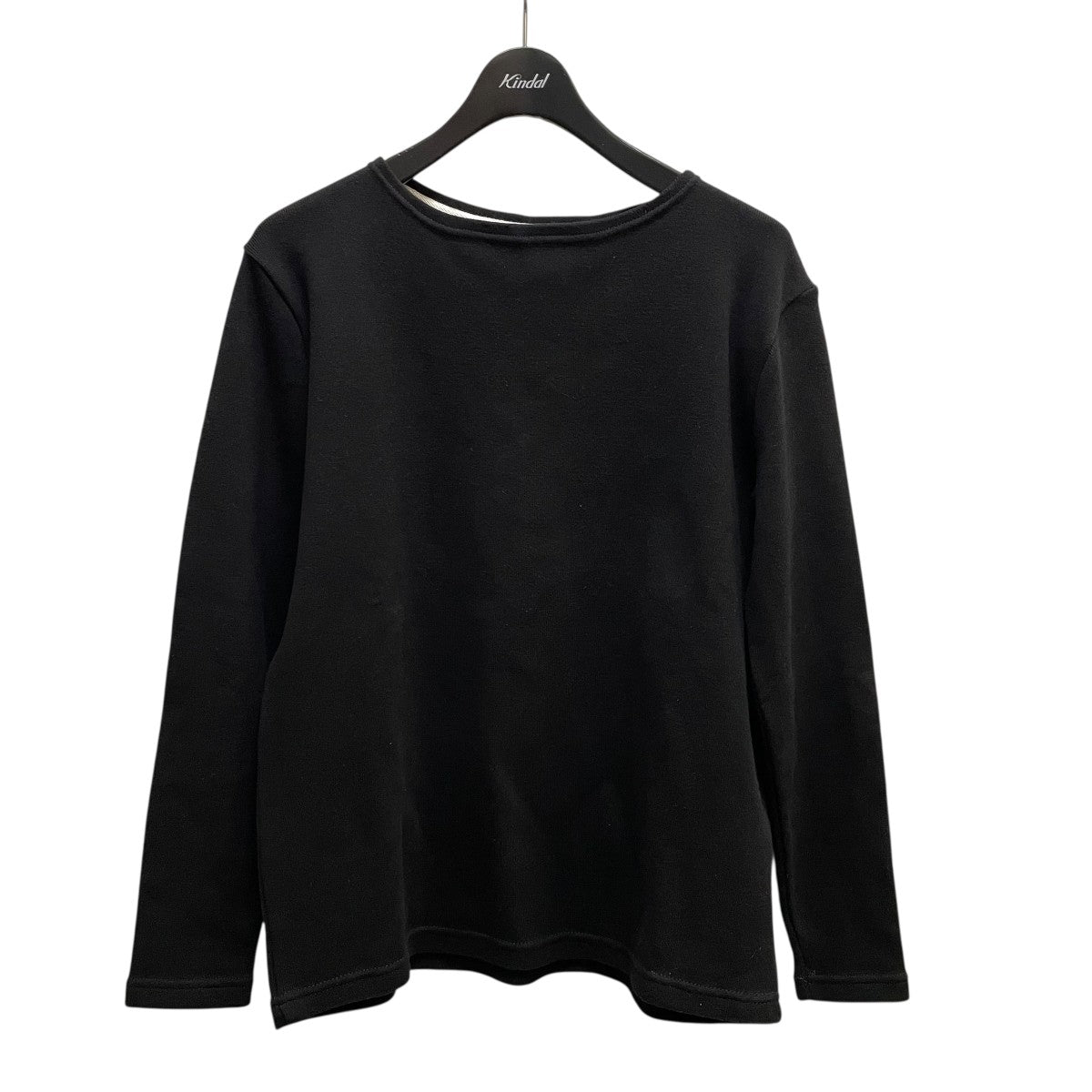 ボートネックカットソー