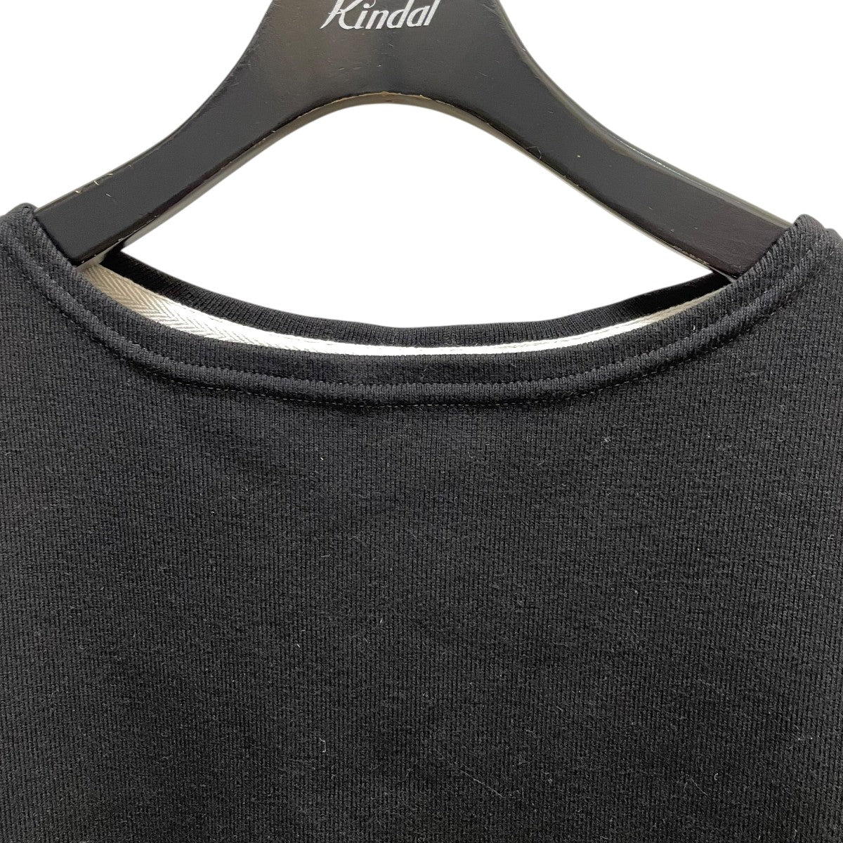 ボートネックカットソー