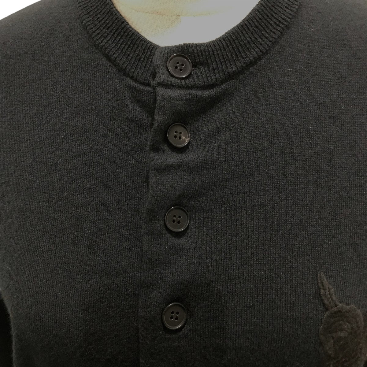 MASU(エムエーエスユー) 25AW【10 BUTTONS CARDIGAN】胸刺繍