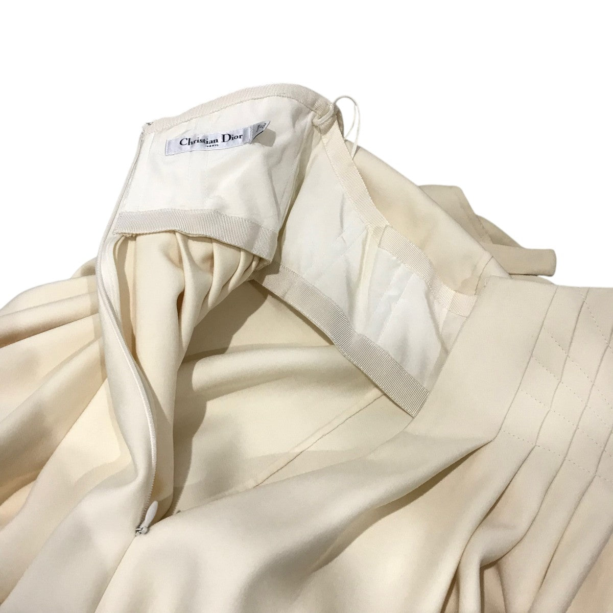 ドレス2W0L09A1015