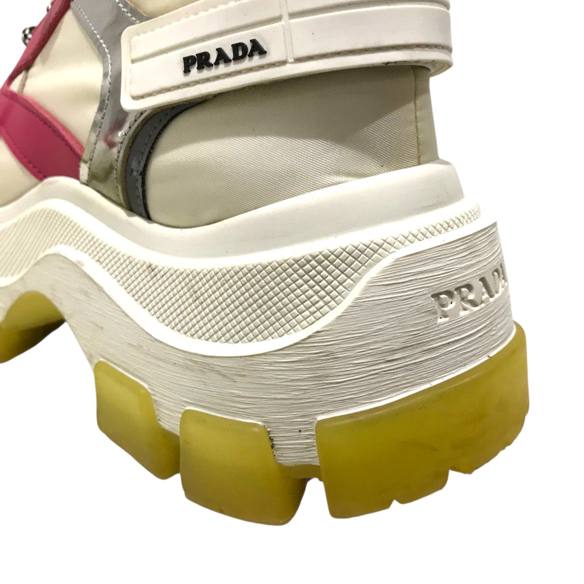 PRADA(プラダ) スニーカー ホワイト×ピンク サイズ 38｜【公式