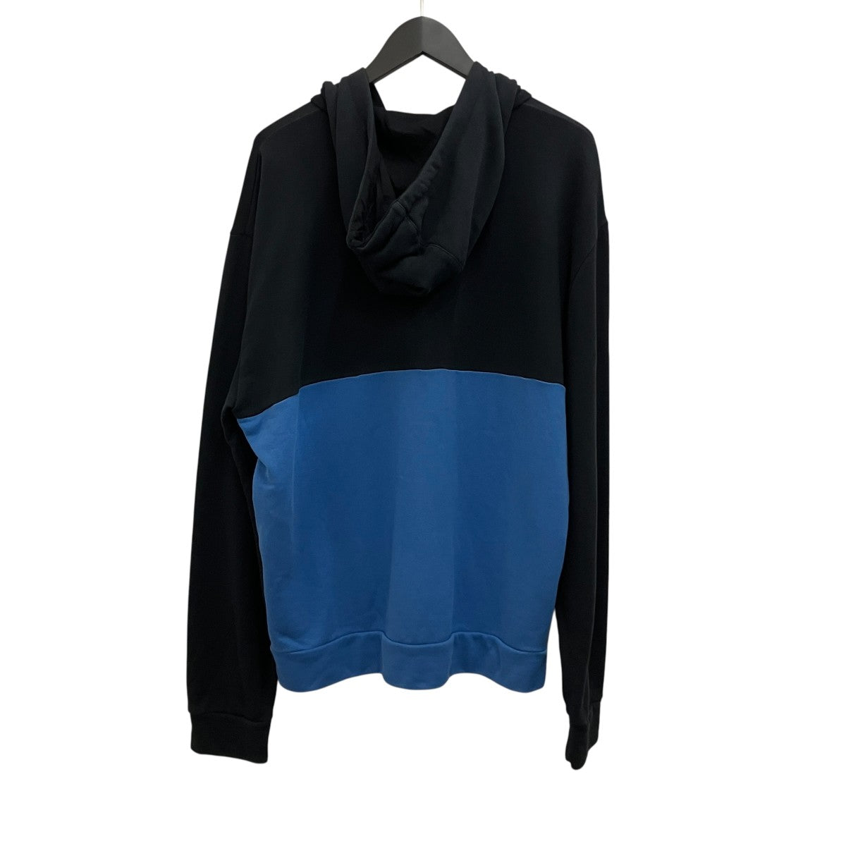 PRADA バイカラーパーカーUJL062 古着・中古-2枚目のアイテム画像