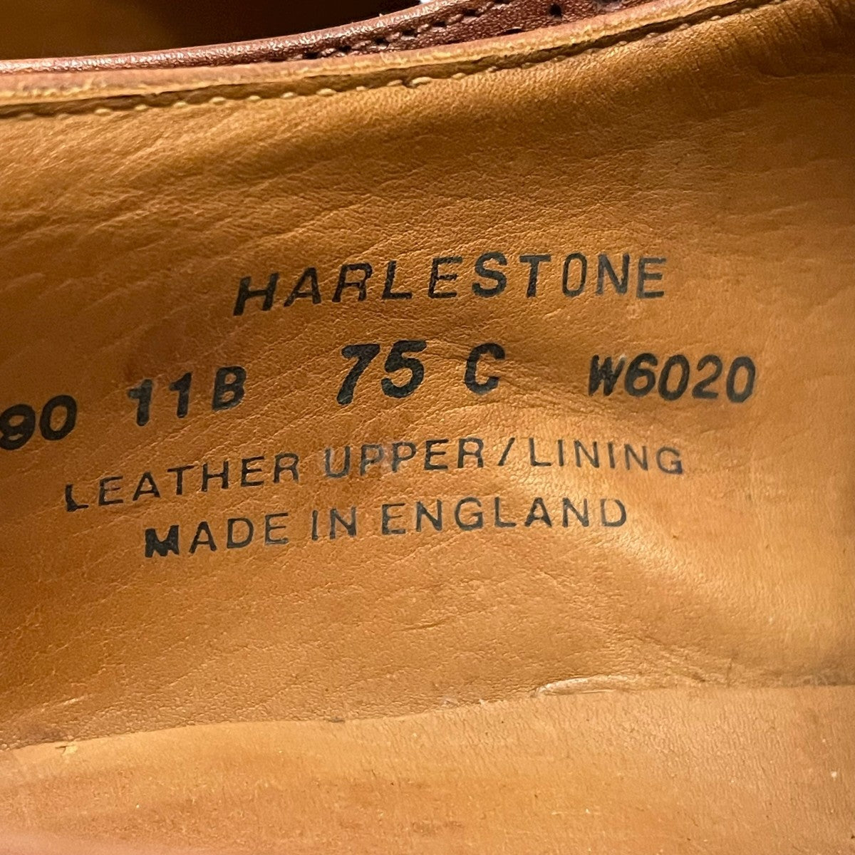 ウィングチップシューズ