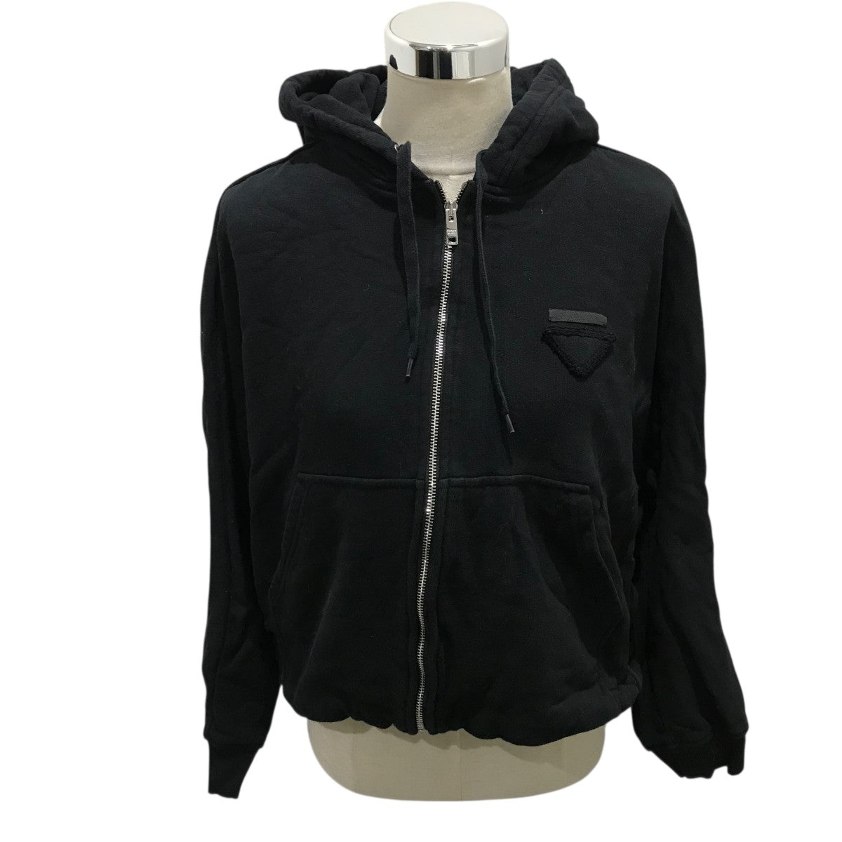 PRADA(プラダ) ショート丈トライアングルジップパーカー138590 138590