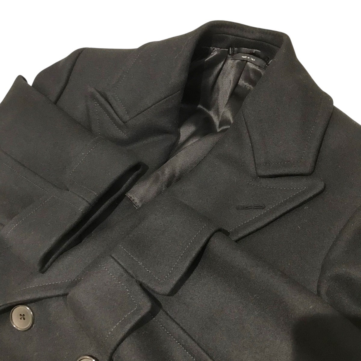 ダブルチェスターコート