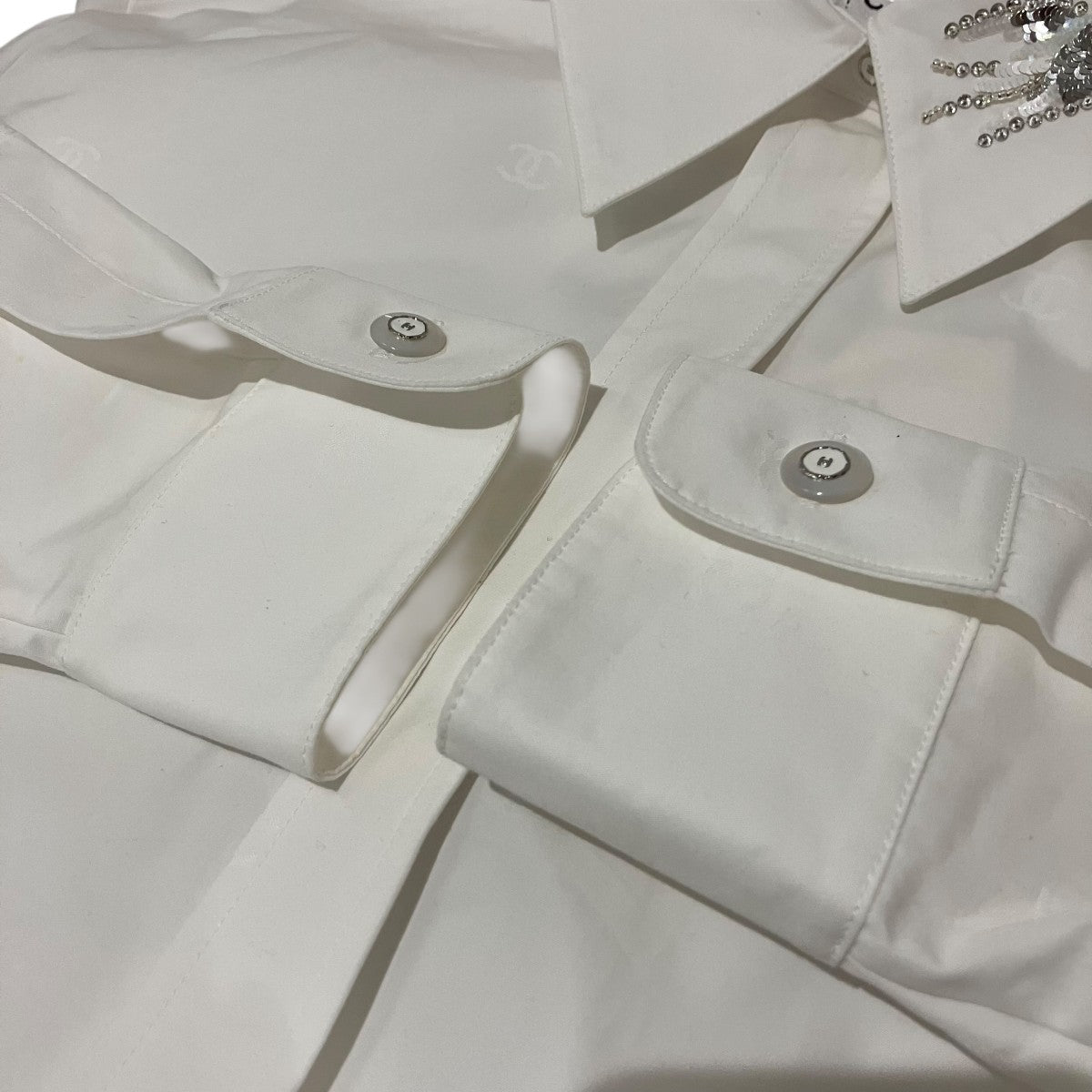 CHANEL 25SSココマークロングシャツP79462V71630 古着・中古-7枚目のアイテム画像