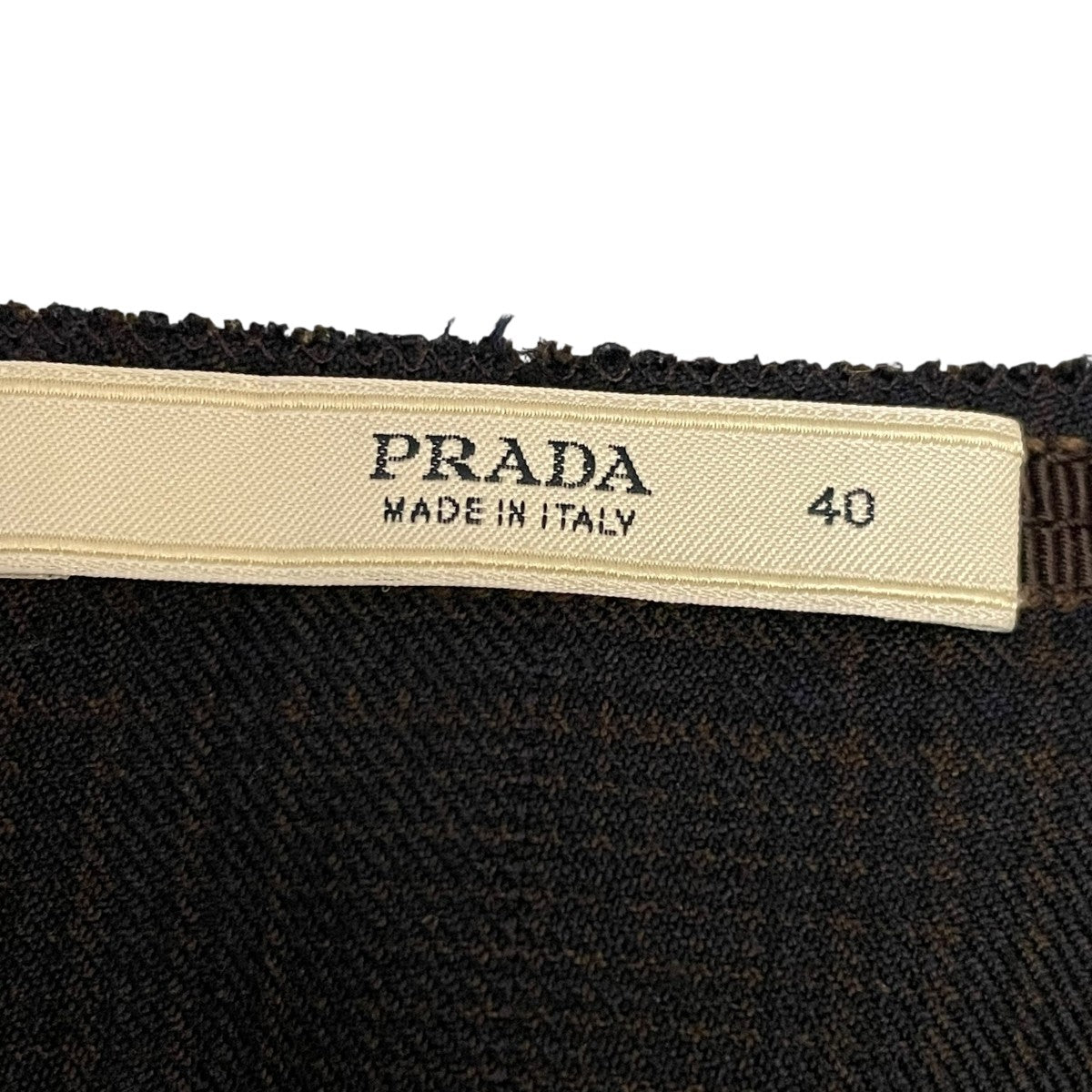 チェックスカート