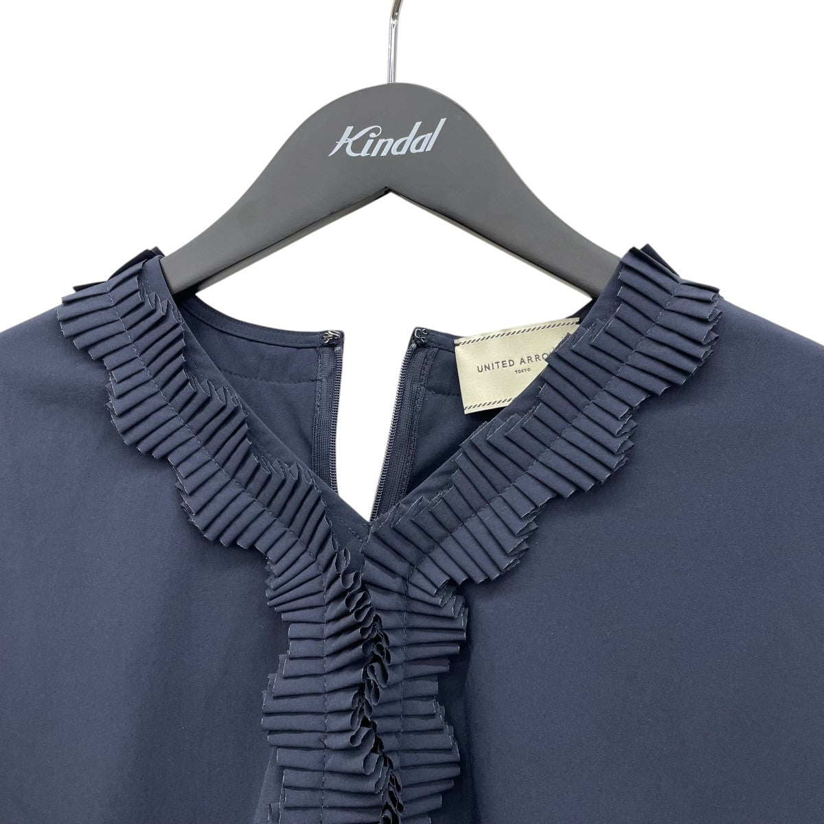 UNITED ARROWS タックフリルVネックハーフスリーブブラウス1516-199-1651 古着・中古-3枚目のアイテム画像