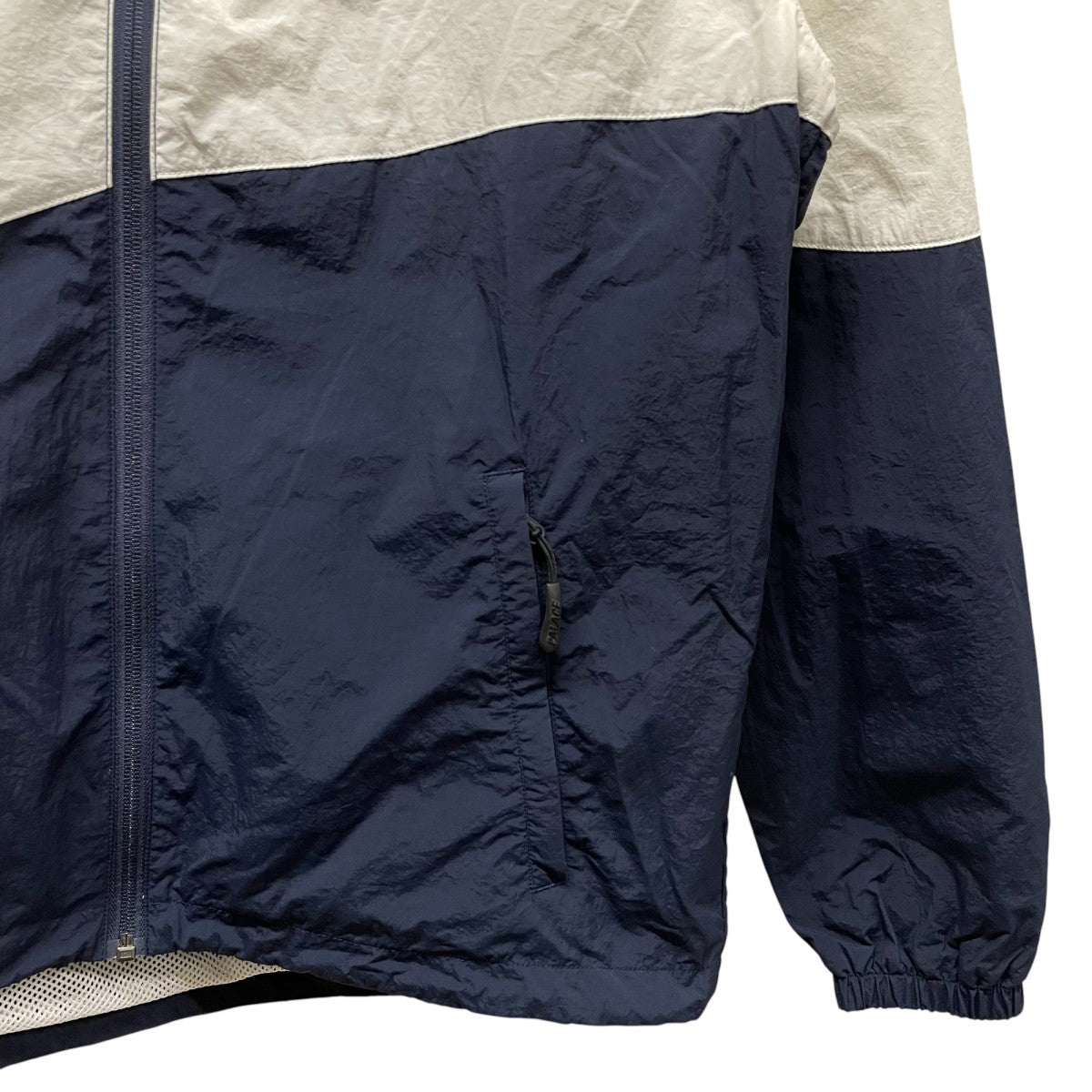 YANGANG SHELL TOPジップパーカー