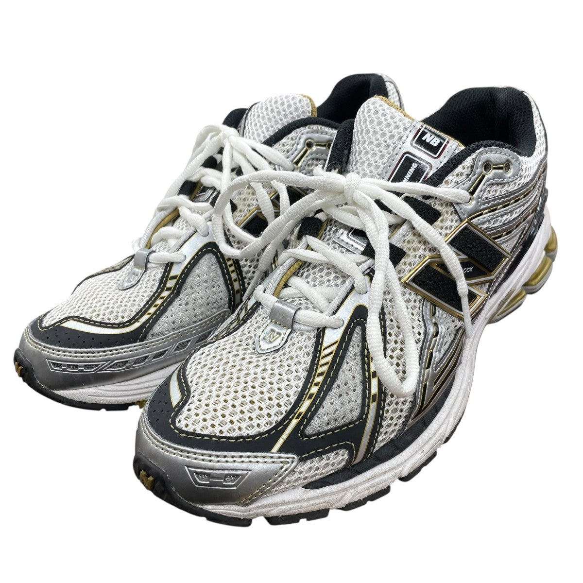 NEW BALANCE スニーカーM1906RA 古着・中古-1枚目のアイテム画像