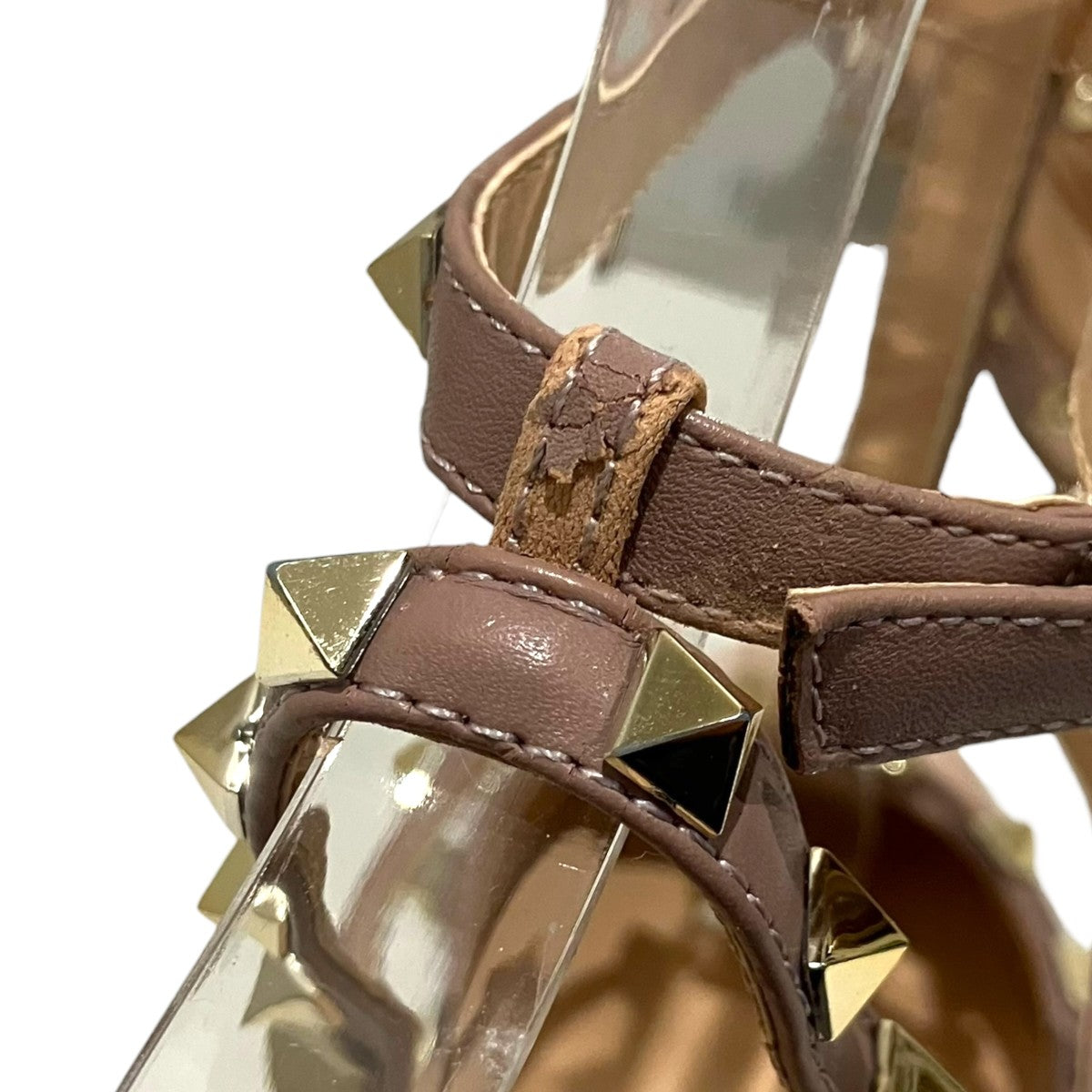 ヴァレンティロックスタッズパンプス 38 すぐ届く【VALENTINO】ロックスタッズ メッシュパンプス (VALENTINO