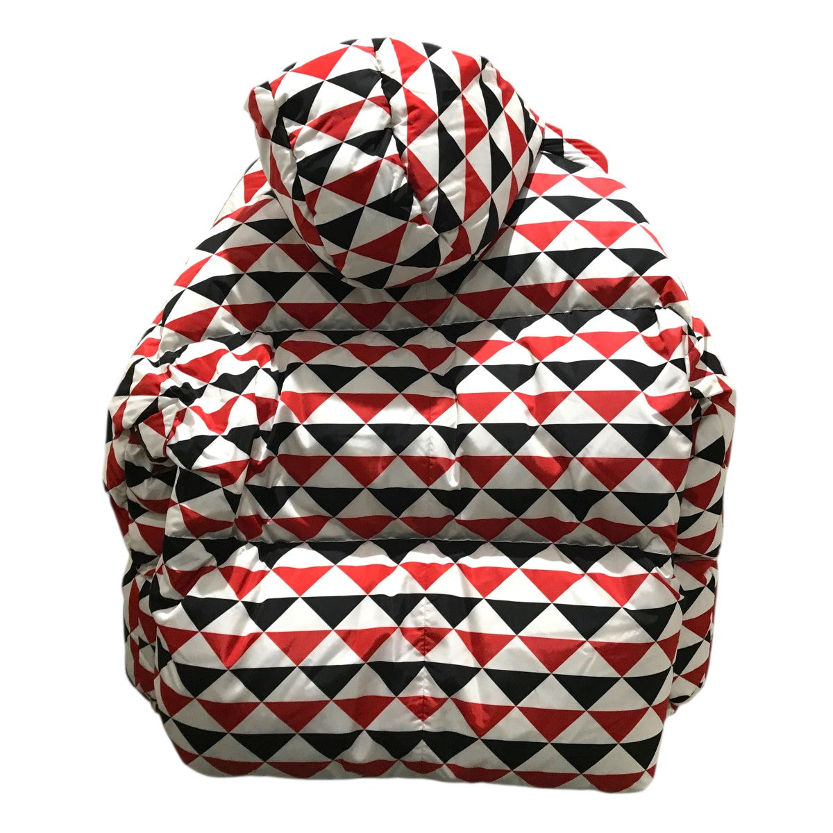 PRADA 【テクニカルＲｅ−Ｎｙｌｏｎ ダウンジャケット トライアングルジャガード】ダウンジャケット29Z956 古着・中古-2枚目のアイテム画像