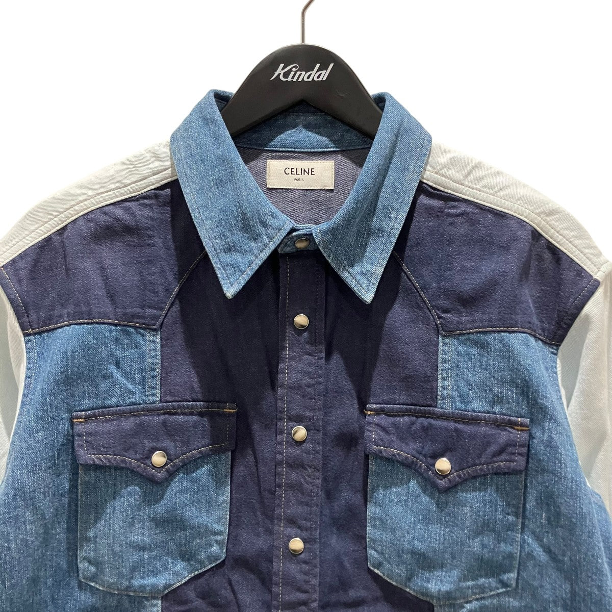 CELINE 23AWパッチワークデニムシャツ2T353521 古着・中古-3枚目のアイテム画像
