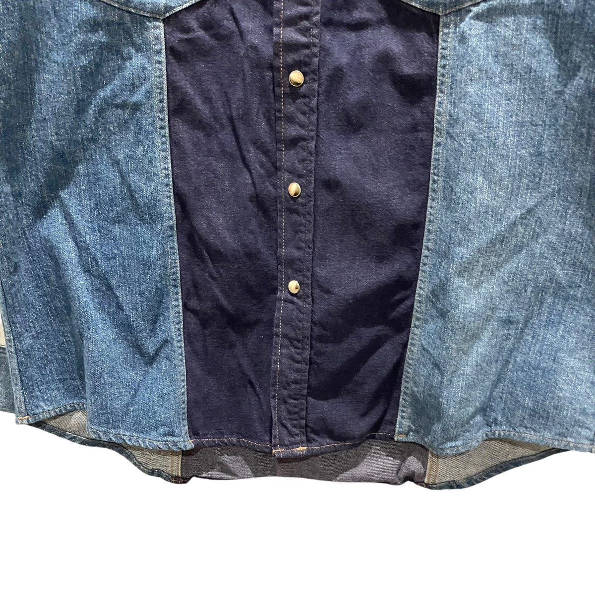 CELINE 23AWパッチワークデニムシャツ2T353521 古着・中古-4枚目のアイテム画像