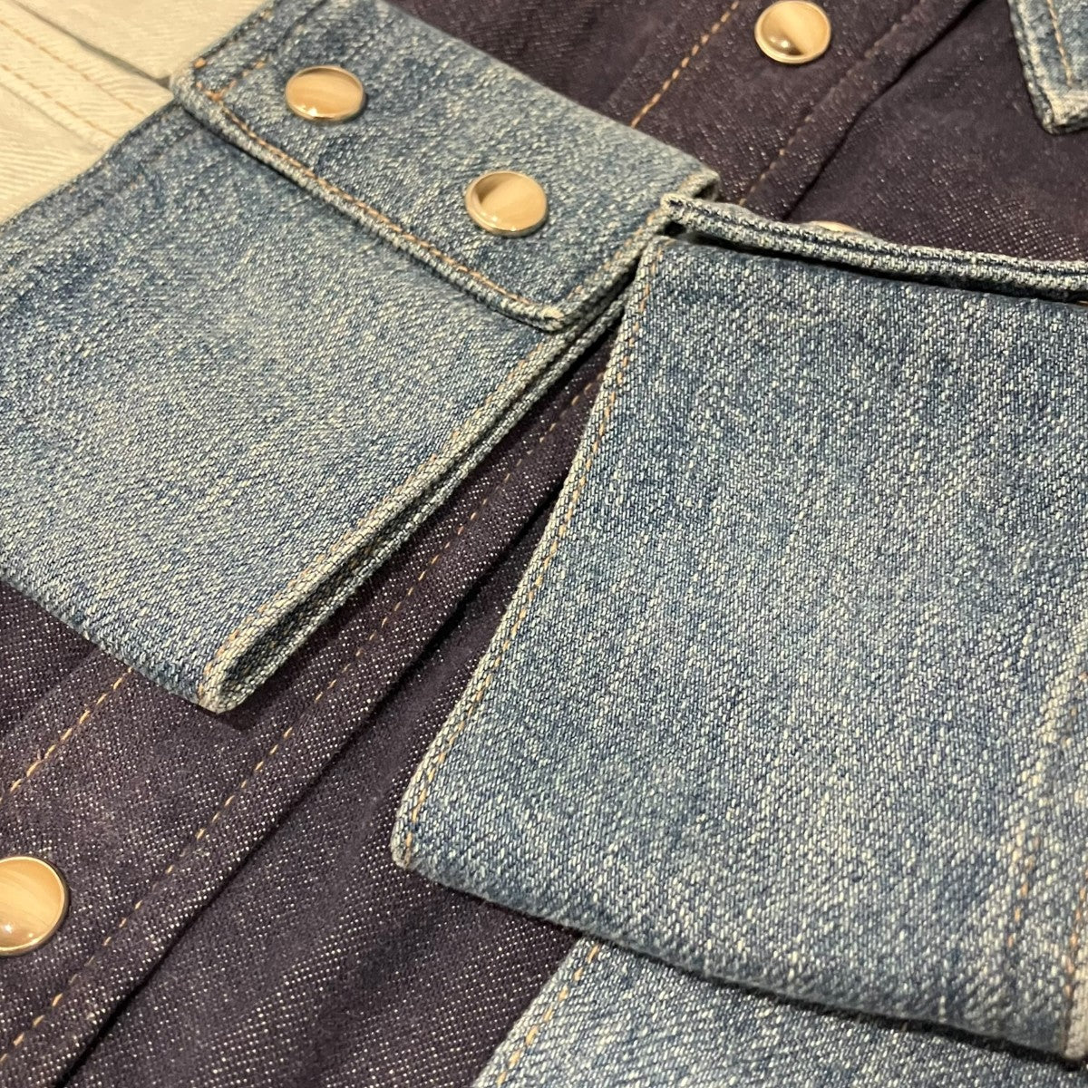 CELINE 23AWパッチワークデニムシャツ2T353521 古着・中古-5枚目のアイテム画像