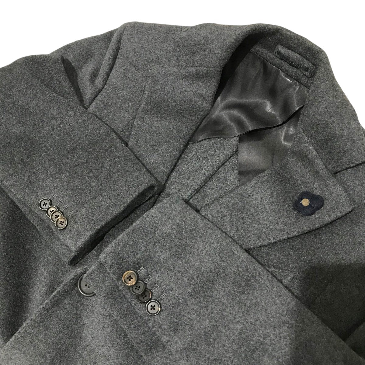 LARDINI(ラルディーニ) ブートニエールチェスターコートJN23143AQ