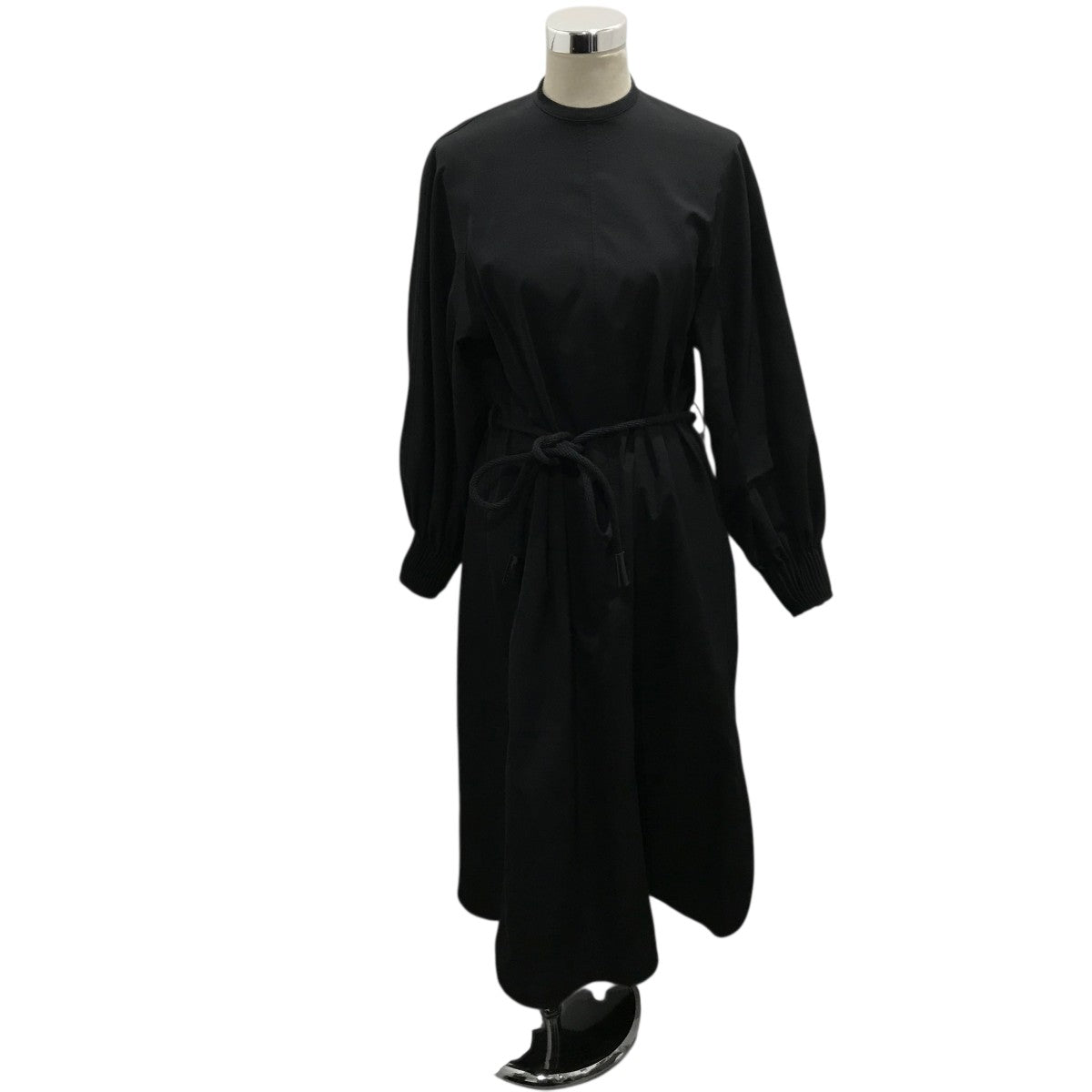HYKE(ハイク) 23FWTAFFETA PLEATED DRESSプリーツワンピース16178-0101
