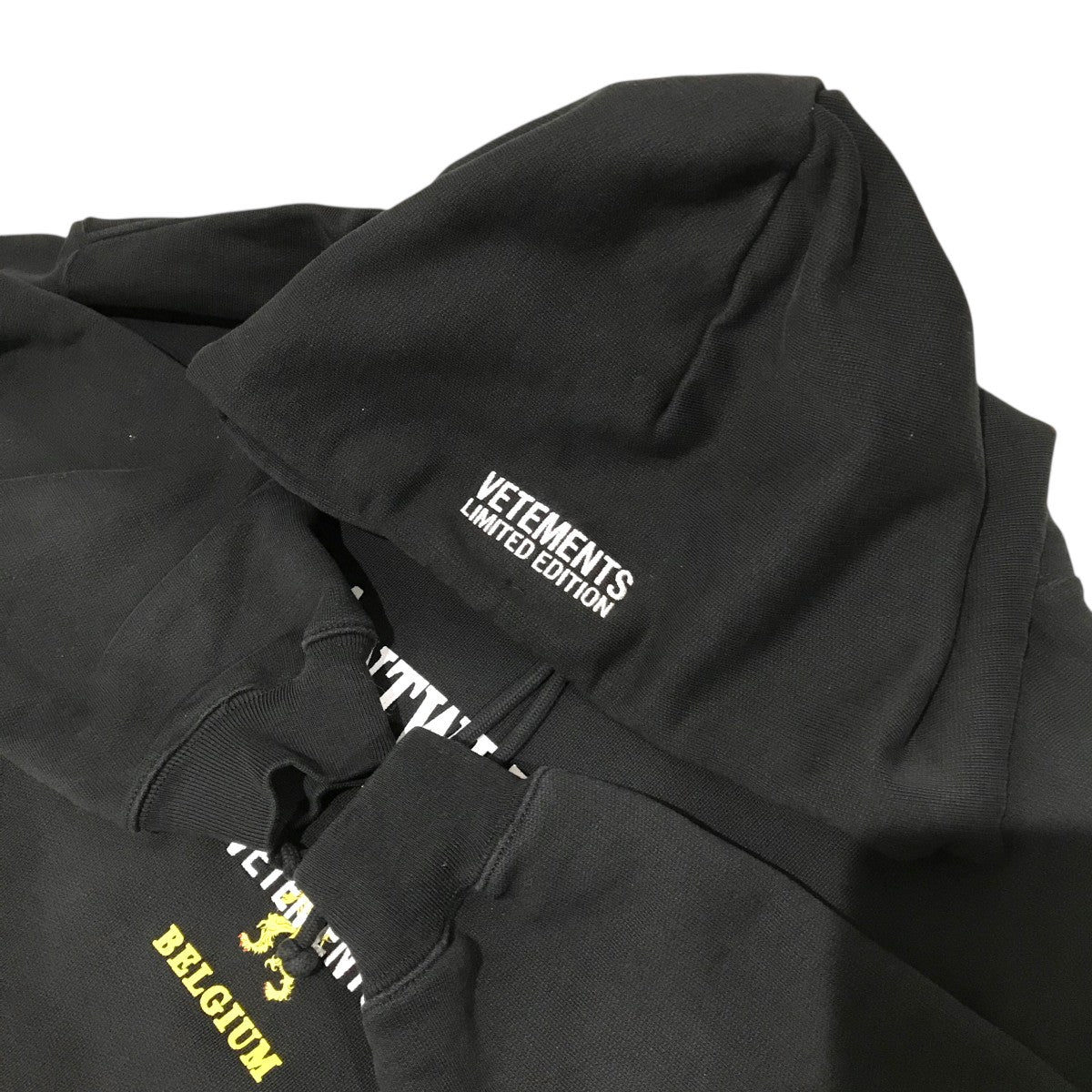 Vetements ANTWERPEN パーカー 限定版 ブラック 中古・古着通販】VETEMENTS (ヴェトモン) ANTWERPEN HOODIE ブラック