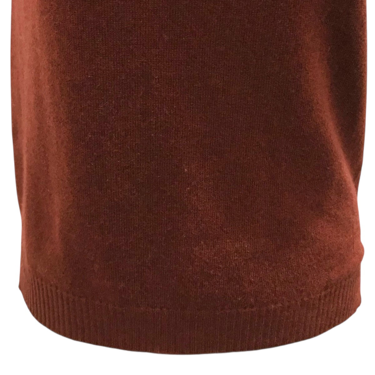 ノースリーブタートルネックニット