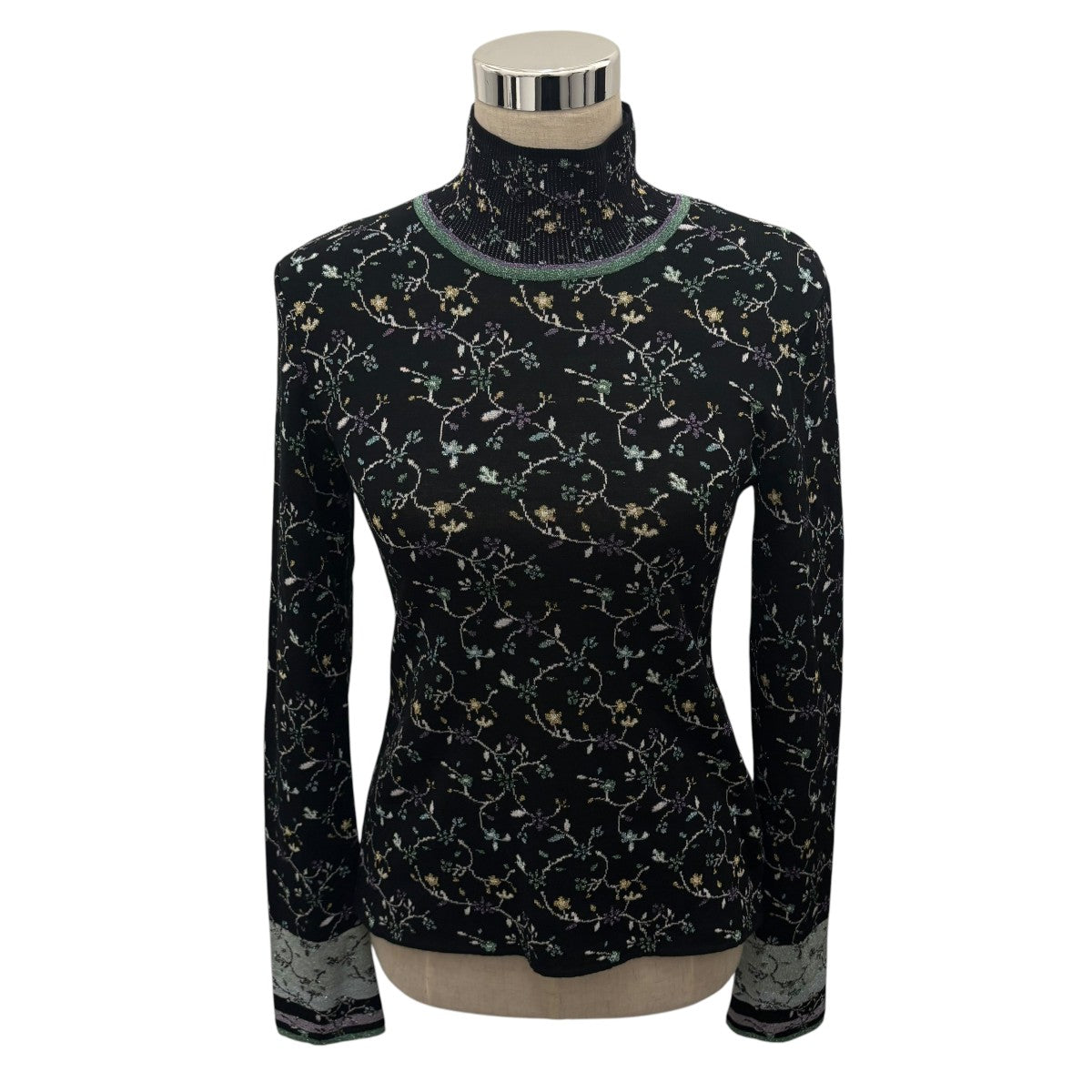 26SS【Floral Motif Glitter High Neck Knit Top】ハイネックニットトップMM26SS-KN007