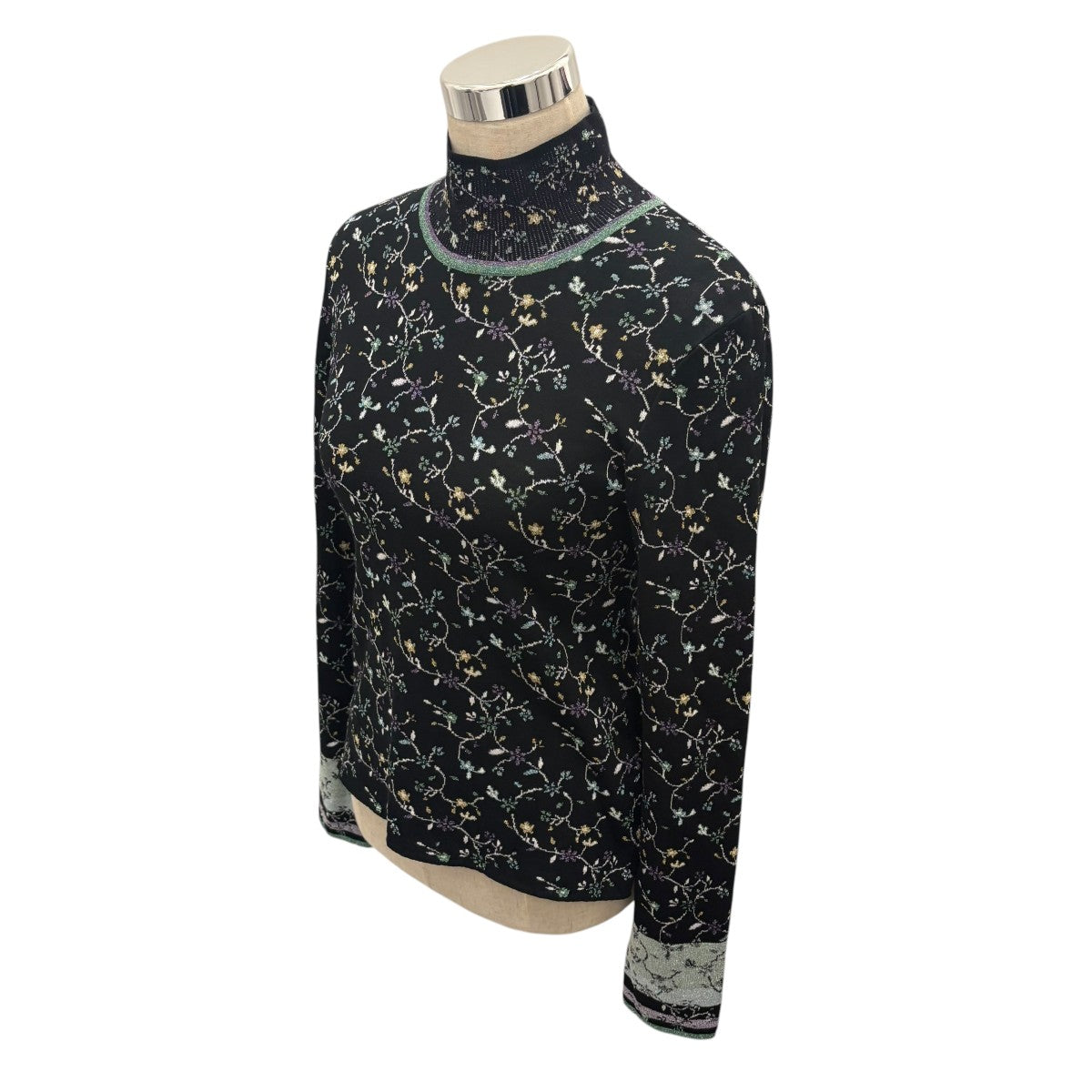 26SS【Floral Motif Glitter High Neck Knit Top】ハイネックニットトップMM26SS-KN007
