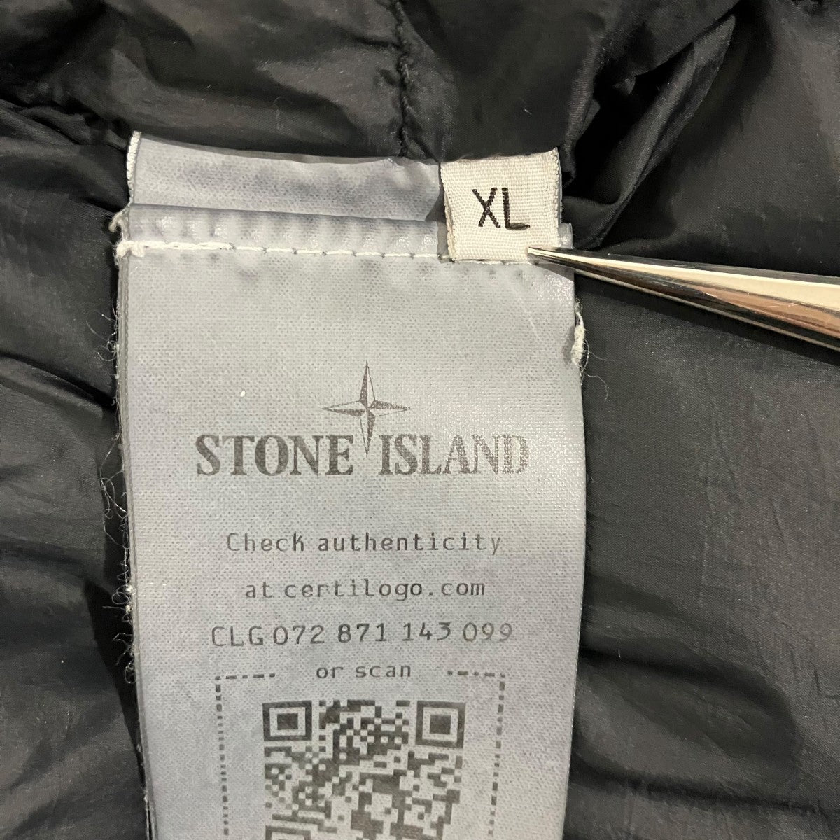 STONE ISLAND(ストーンアイランド) ナイロンツイルダウンジャケット