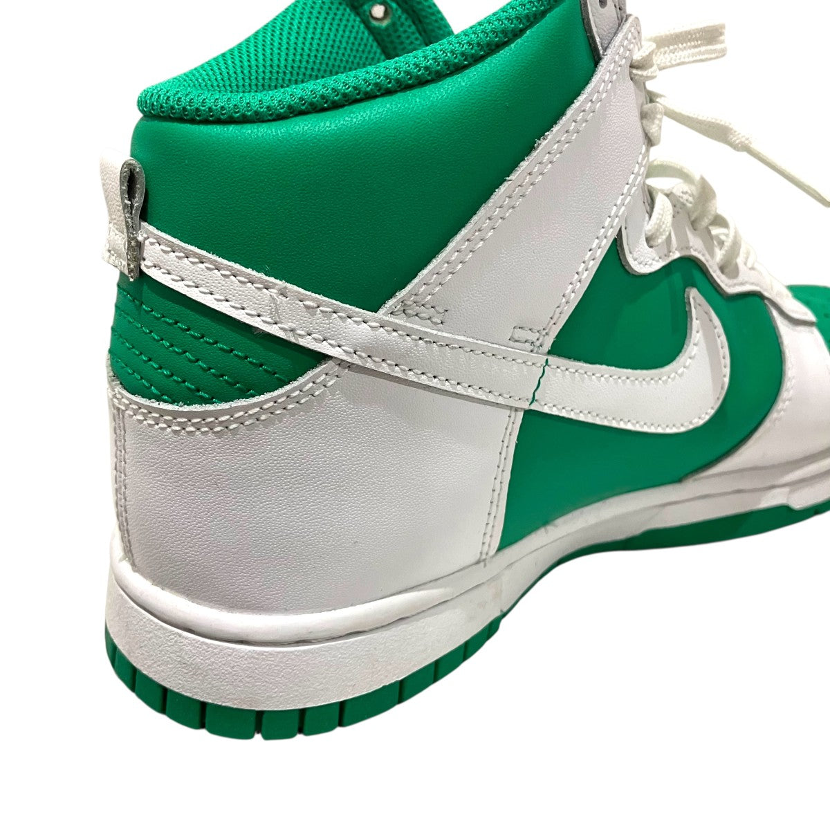 【DUNK HI RETRO BTTYS】ハイカットスニーカーDV0829-300