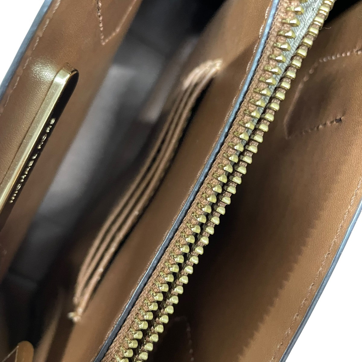 MICHAEL KORS マーサーメッセンジャー2WAYショルダーバッグ30S0GM9M6L 古着・中古-6枚目のアイテム画像
