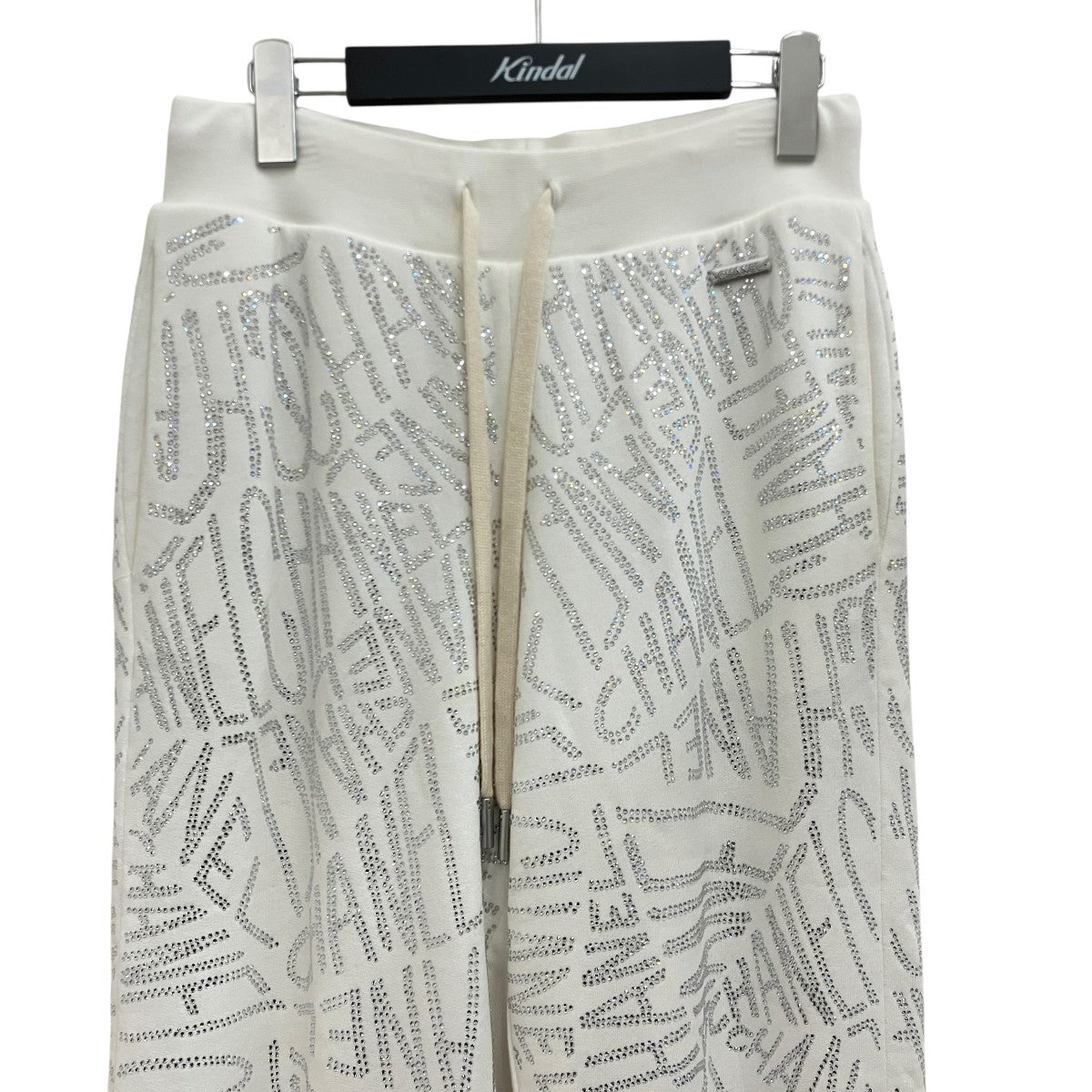 CHANEL 【COCO NIEGE SWAROVSKI CC SWEATPANTS】スワロスウェットパンツP70642K10205 古着・中古-3枚目のアイテム画像