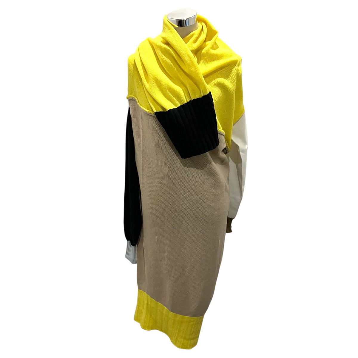 ISSEY MIYAKE 25AWニットワンピースIM53KH320 古着・中古-1枚目のアイテム画像