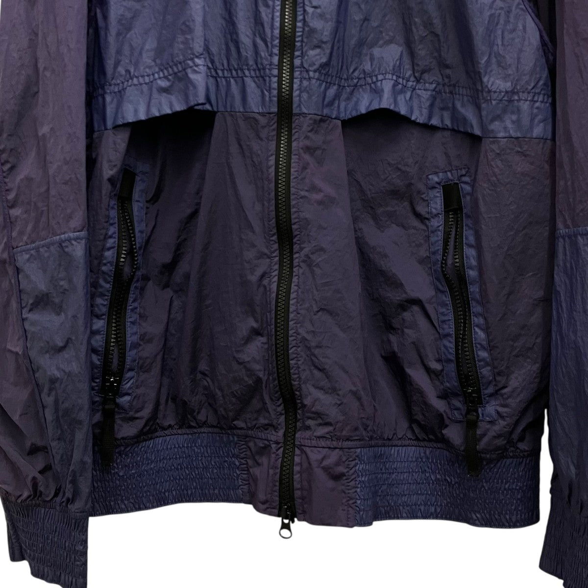 STONE ISLAND ナイロンメタル ライトウェイト ジャケット801541920 古着・中古-4枚目のアイテム画像