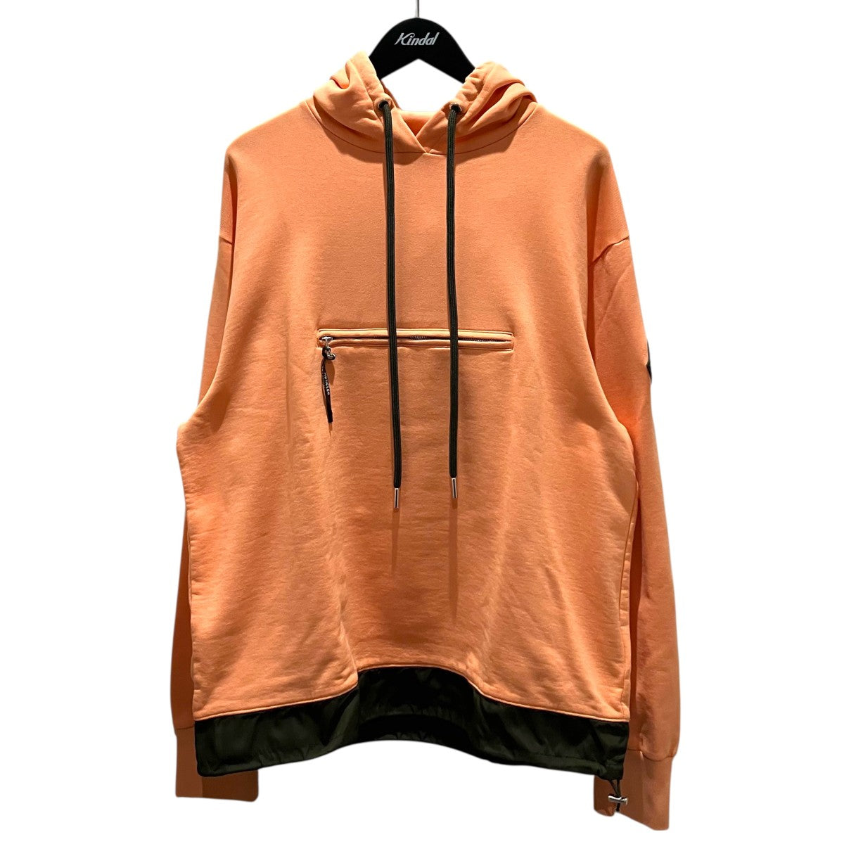 MONCLER 【HOODIE】フードパーカーH10918G00019 古着・中古-1枚目のアイテム画像