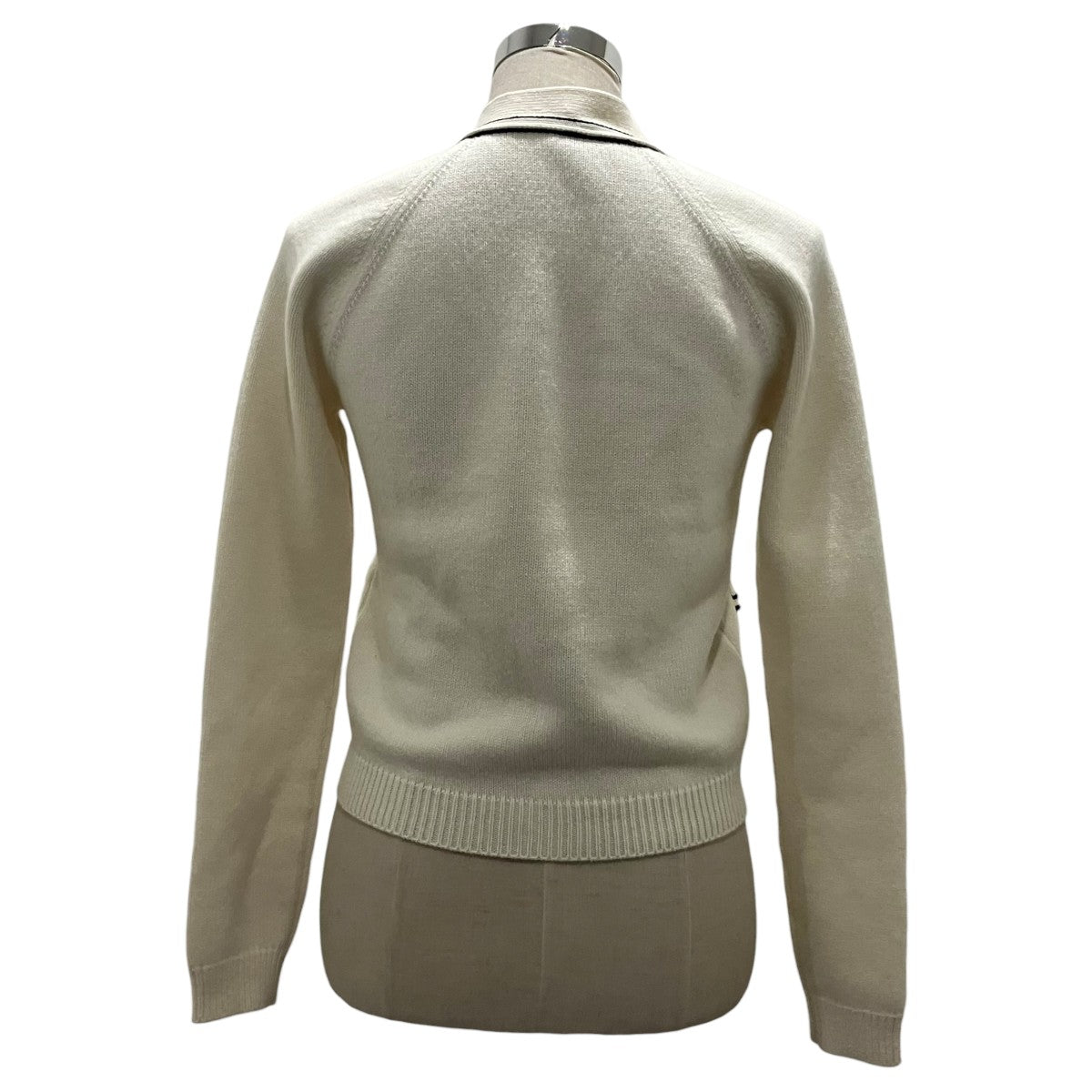 LOUIS VUITTON 25AWレタードカーディガンRW252WW WDI 古着・中古-2枚目のアイテム画像
