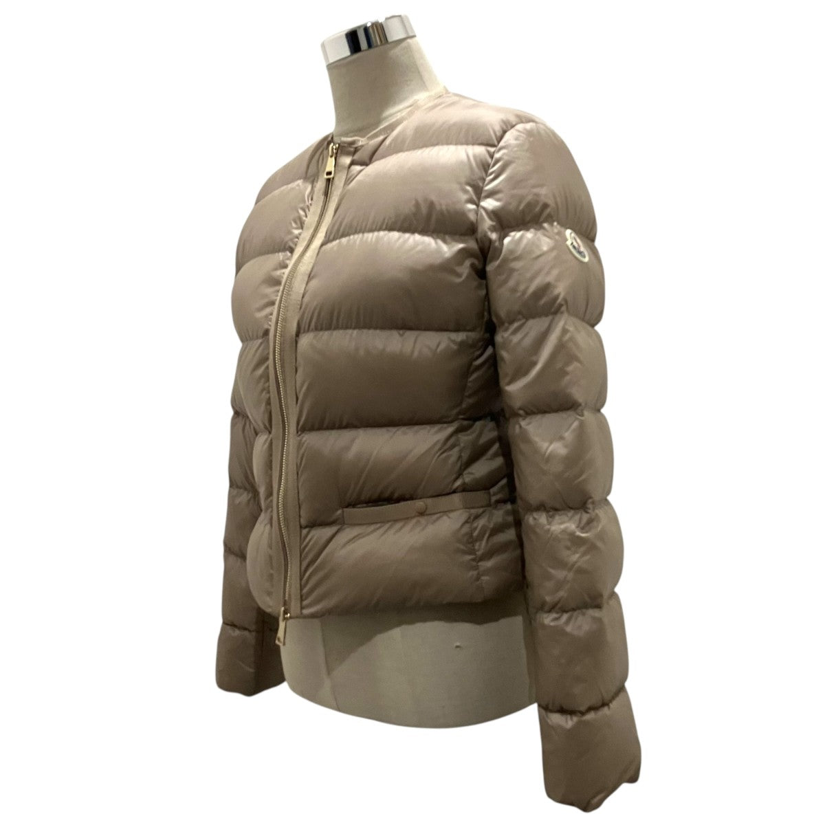 MONCLER 【LAURINE】ノーカラーダウンジャケットJ20931A00101 古着・中古-3枚目のアイテム画像