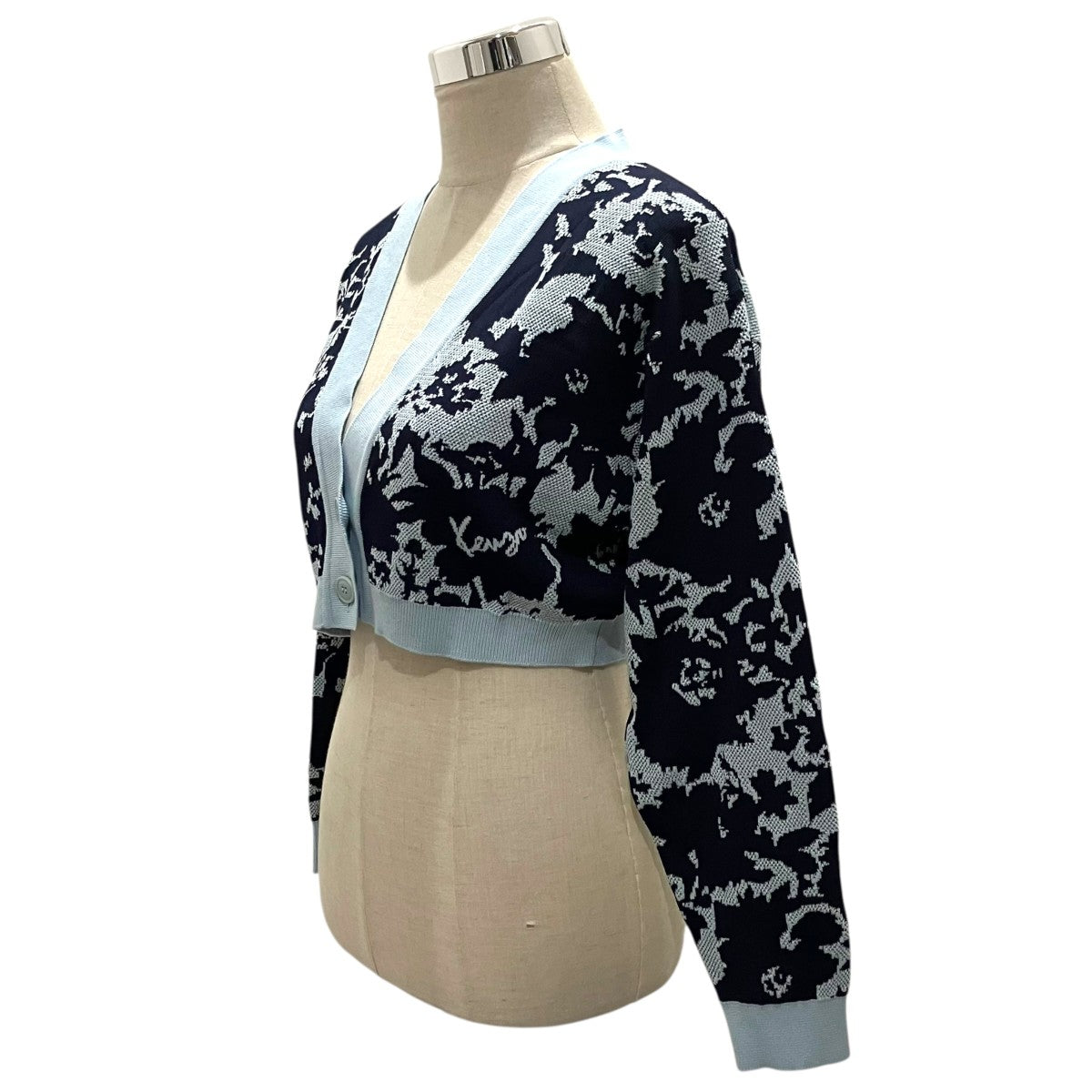 KENZO 【’FLOWER CAMO’ Cropped Cardigan】カモ柄カーディガンFE52CA4553CG 古着・中古-3枚目のアイテム画像