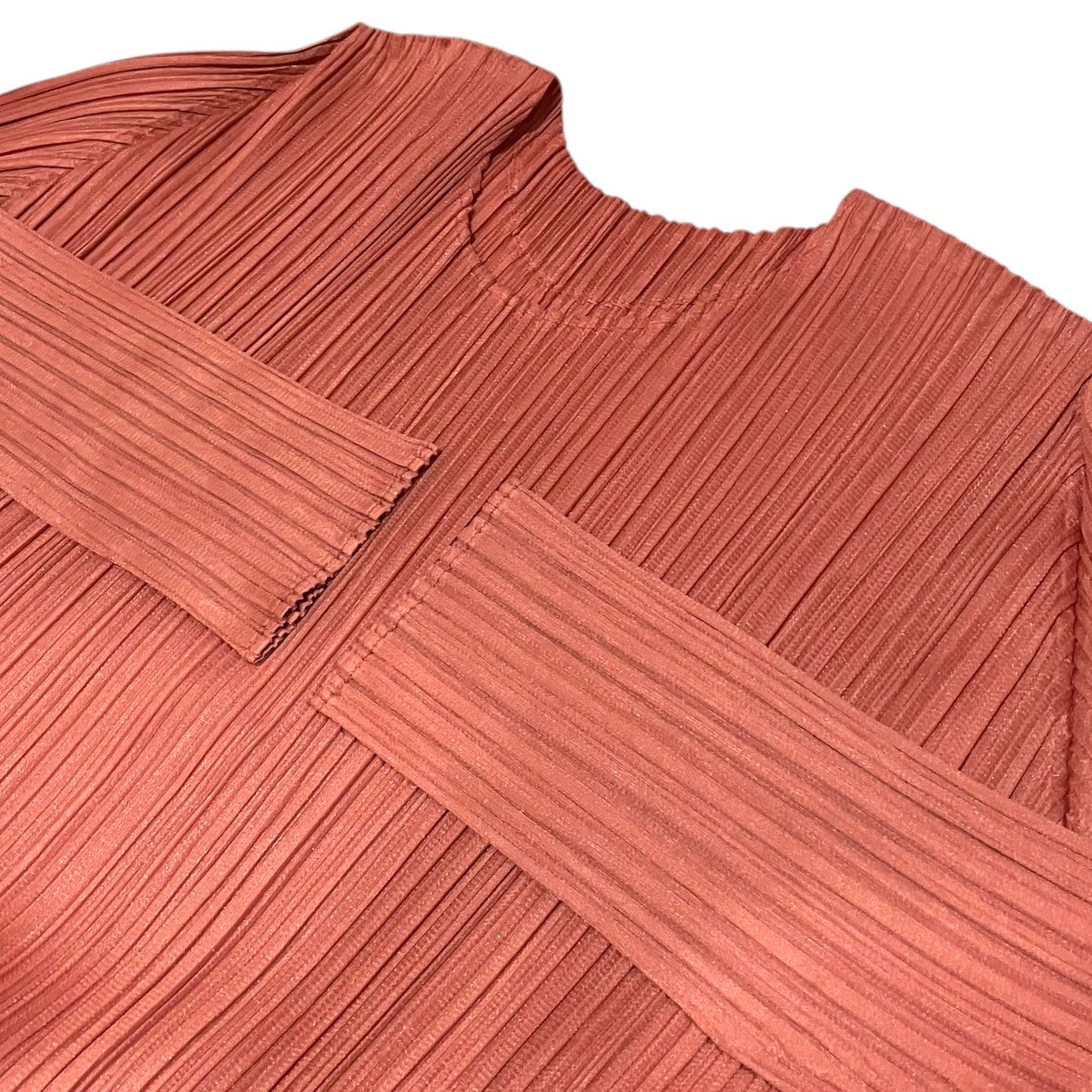 プリーツプリーズ PLEATS PLEASE プリーツ 衣料品 トップス ポリエステル レディース ピンク系 / オレンジ系 PP71-JT643 【中古】 プリーツプリーズ PLEATS PLEASE プリーツ 衣料品 トップス