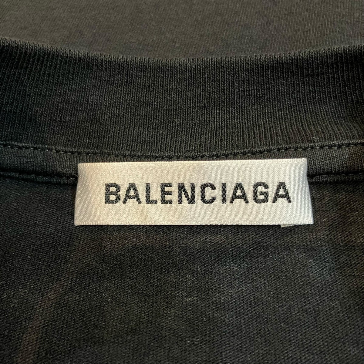 BALENCIAGA バック刺繍Tシャツ556089 古着・中古-5枚目のアイテム画像
